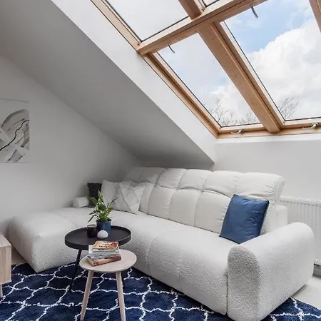 Mizu House By Days * Prague