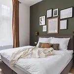 Mizu House By Days * Praga