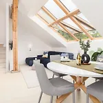 Mizu House By Days * Praga